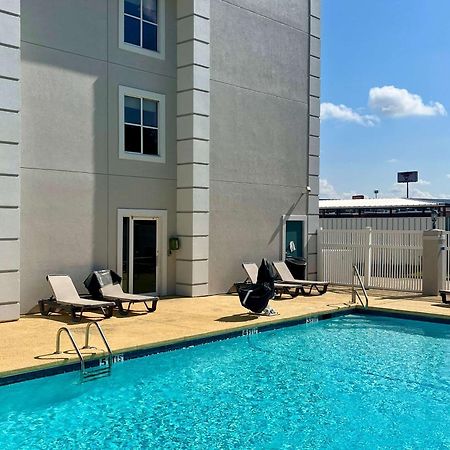 Quality Inn & Suites West Monroe Bagian luar foto