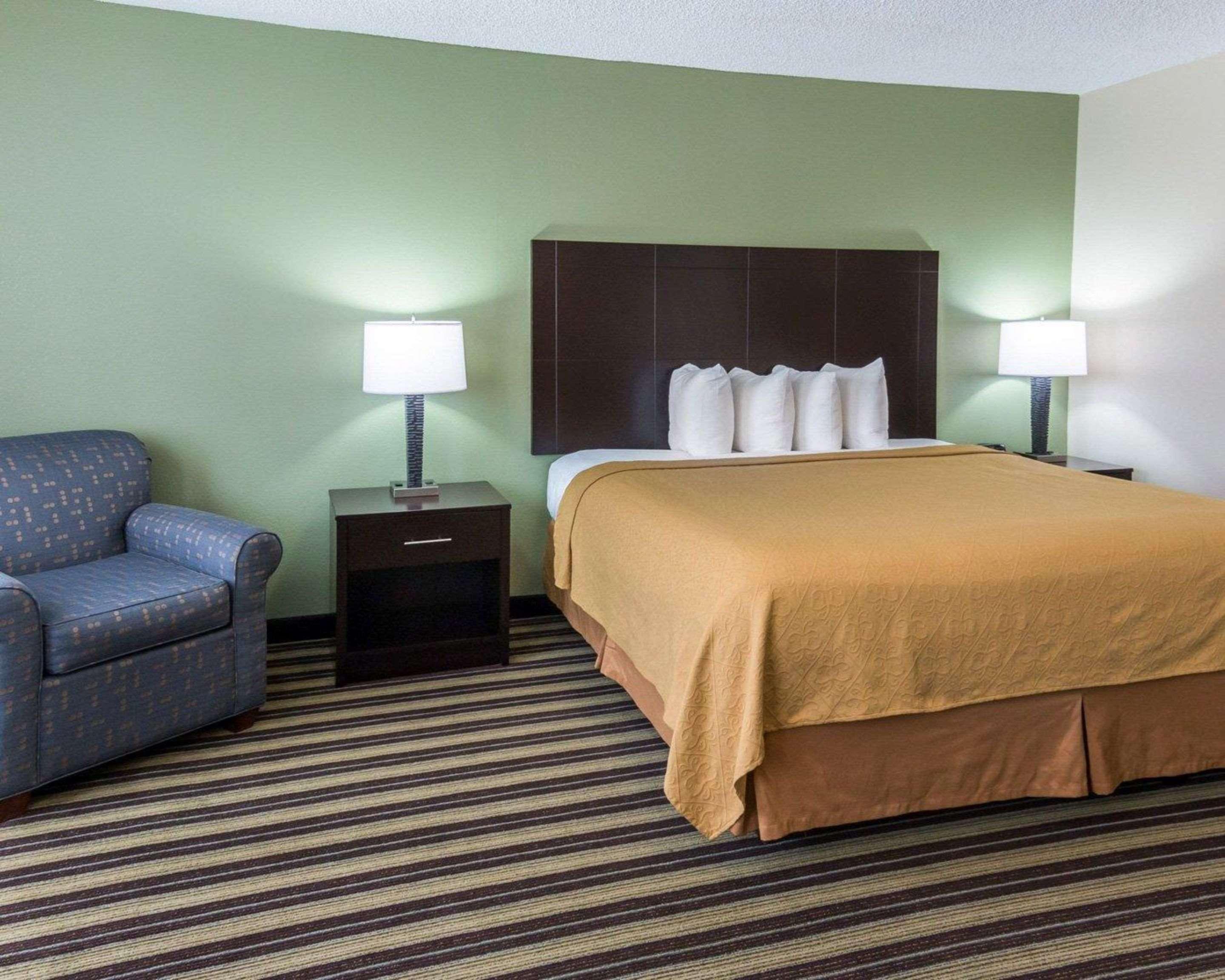 Quality Inn & Suites West Monroe Bagian luar foto