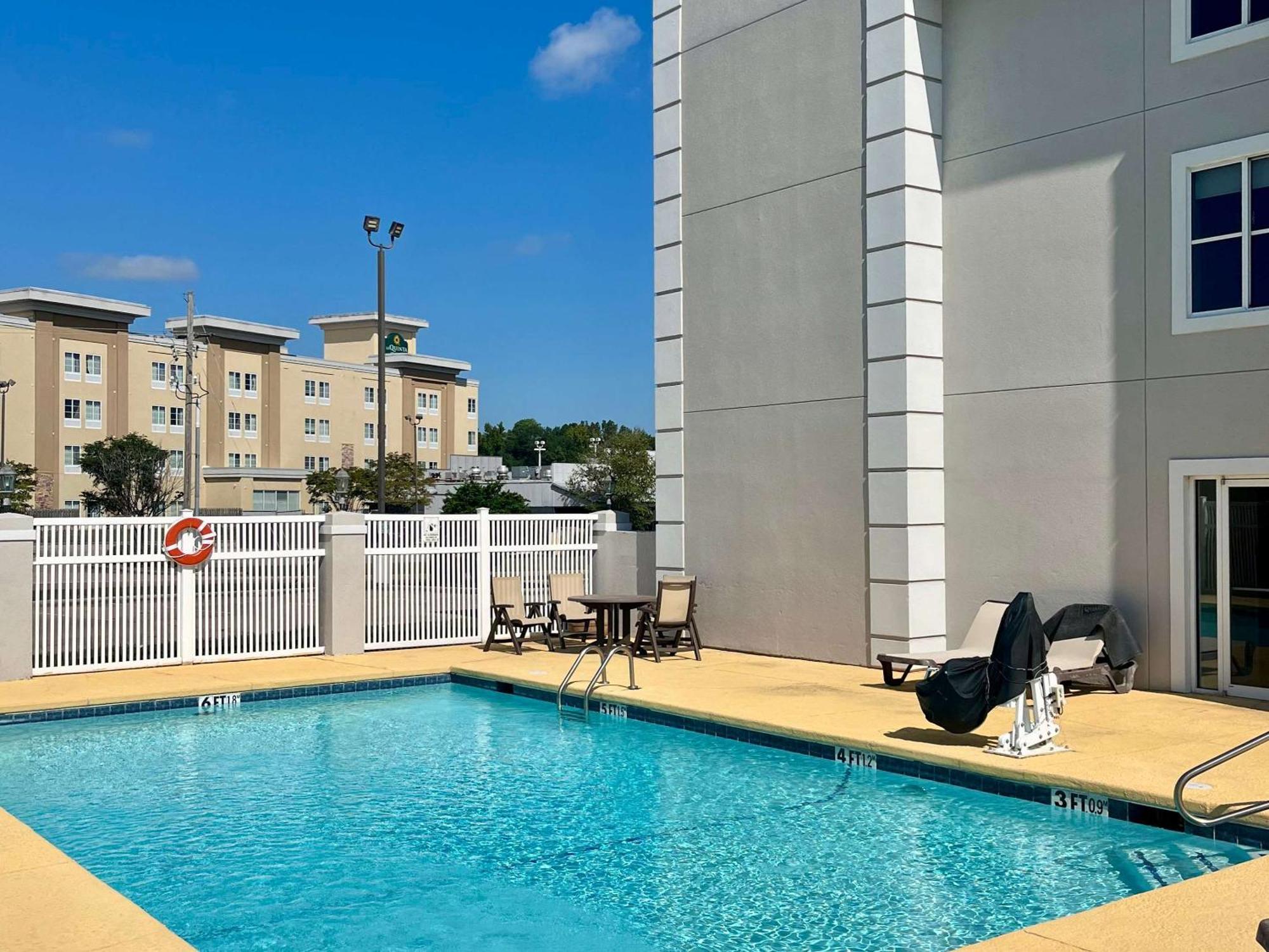 Quality Inn & Suites West Monroe Bagian luar foto