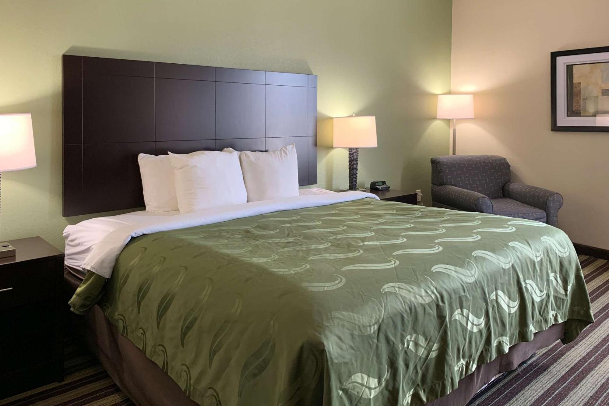 Quality Inn & Suites West Monroe Bagian luar foto
