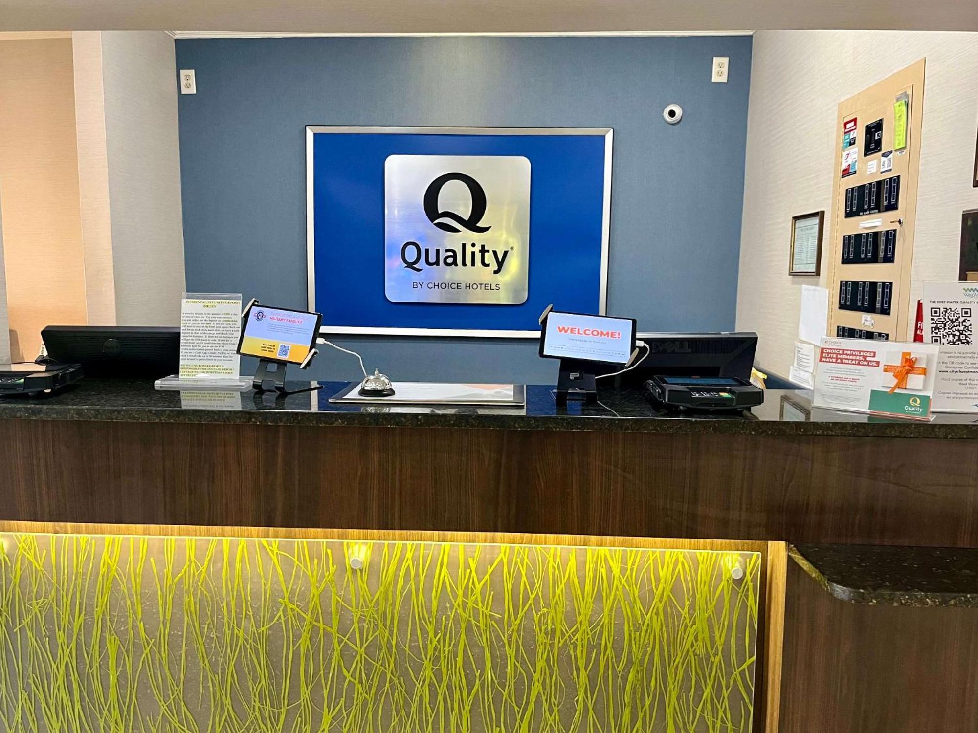 Quality Inn & Suites West Monroe Bagian luar foto